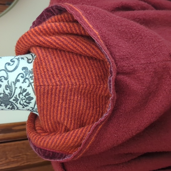 Long sleeve knit sweater - Picture 3 of 7